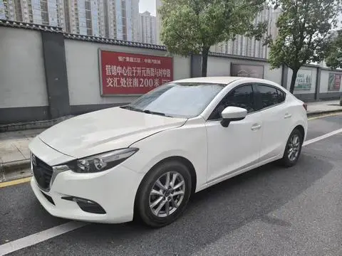 Mazda 3 昂克赛拉 2019 — фото 1