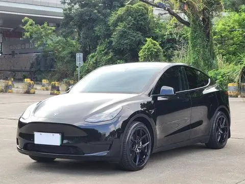 Tesla Model Y 2022 — фото 1