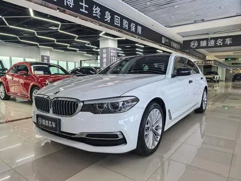 BMW 5 Series 2019 — фото 1