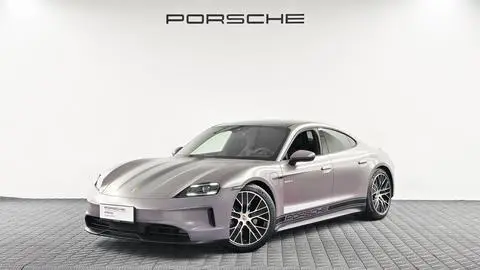 Porsche Taycan 2025