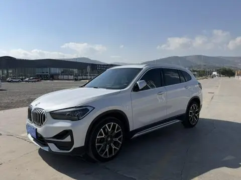 BMW X1 2021 — фото 1