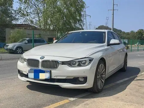BMW 3 Series 2019 — фото 1
