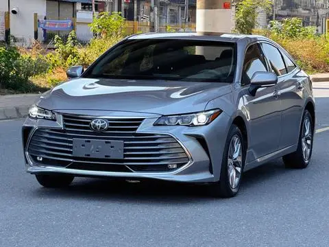 Toyota Avalon 2019 — фото 1