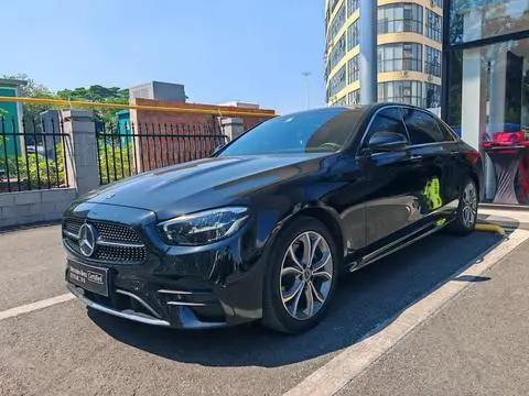 Mercedes-Benz E-Class 2021