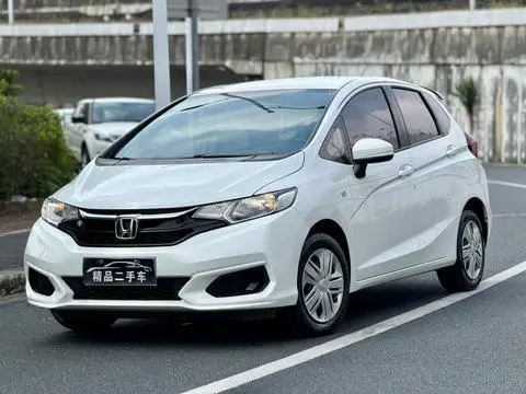 Honda Fit 2018 — фото 1