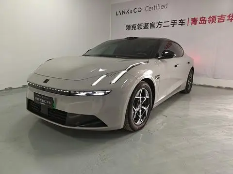 Lynk & Co 10 EM-P 2025