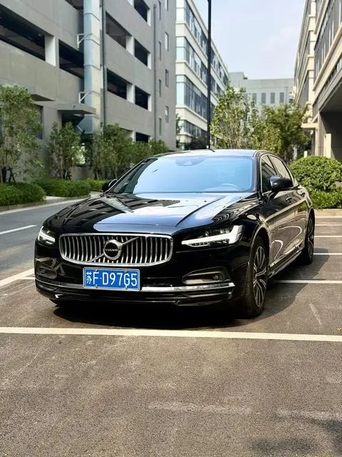 Volvo S90 2021