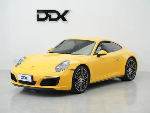 Porsche 911 2016