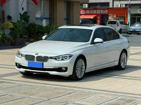 BMW 3 Series 2018 — фото 1