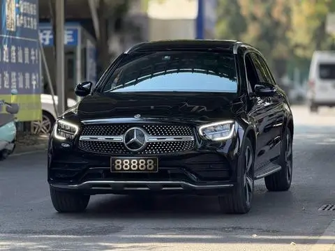 Mercedes-Benz GLC 2022 — фото 1