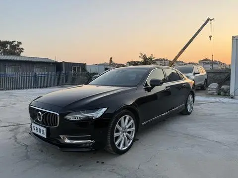 Volvo S90 2019