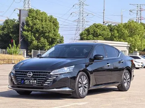 Nissan Teana 2022