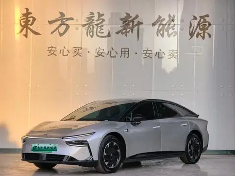 XPeng 小鹏P7+ 2024