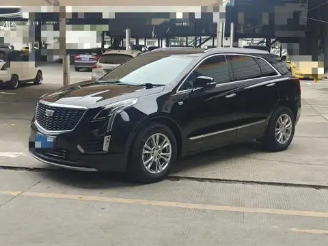 Cadillac XT5 2021 — фото 1