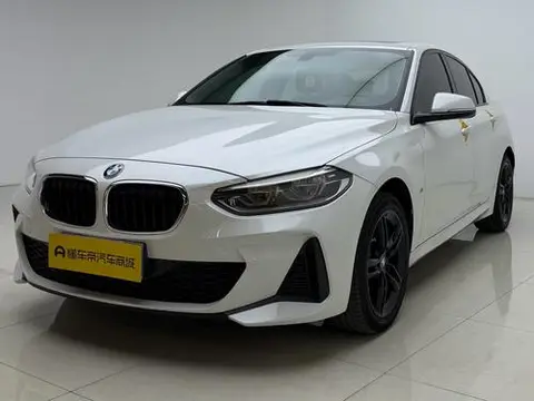 BMW 1 Series 2020 — фото 1