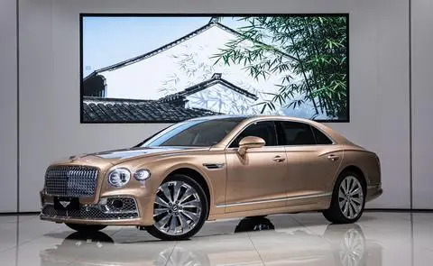 Bentley Flying Spur 2022