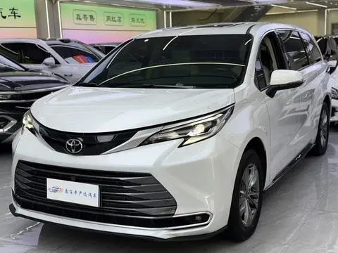 Toyota 赛那 2026