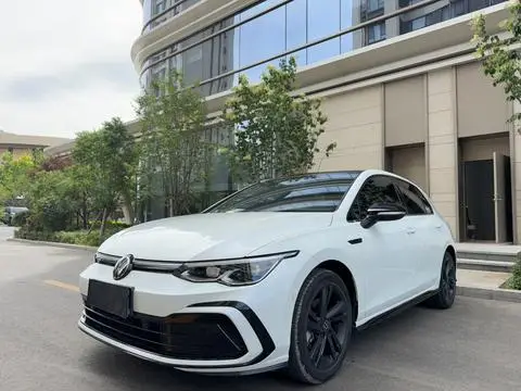 Volkswagen Golf 2023