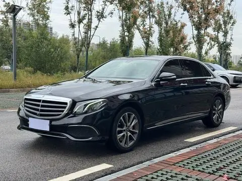 Mercedes-Benz E-Class 2019 — фото 1
