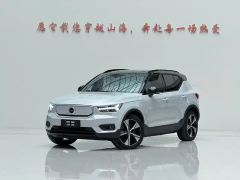 Volvo XC40 EV 2021 — фото 1