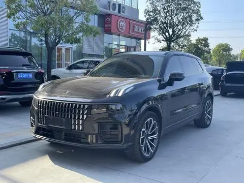 Lynk & Co 09 EM-P 2023