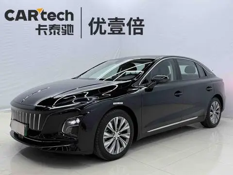 Hongqi E-QM5 2024