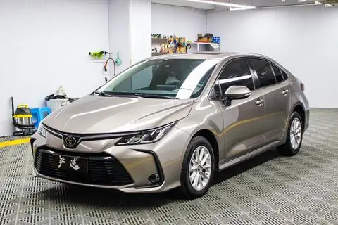 Toyota Corolla 2021 — фото 1