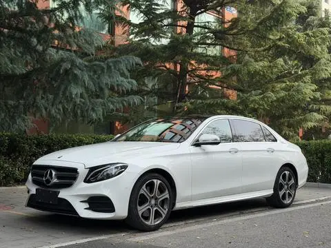 Mercedes-Benz E-Class 2016 — фото 1
