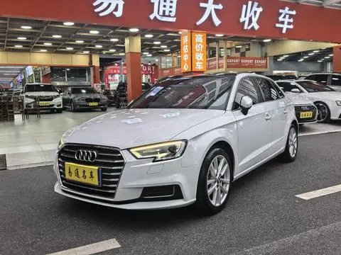 Audi A3 2020 — фото 1