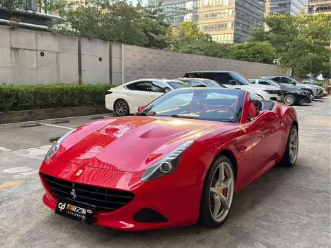 Ferrari California T 2015