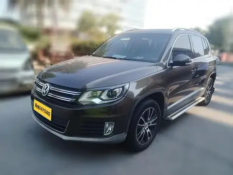 Volkswagen Tiguan 2015