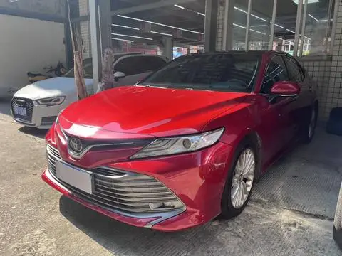 Toyota Camry 2018