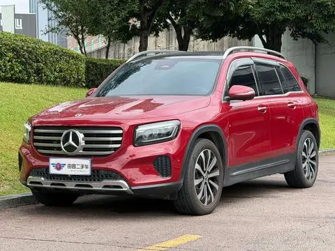 Mercedes-Benz GLB 2024