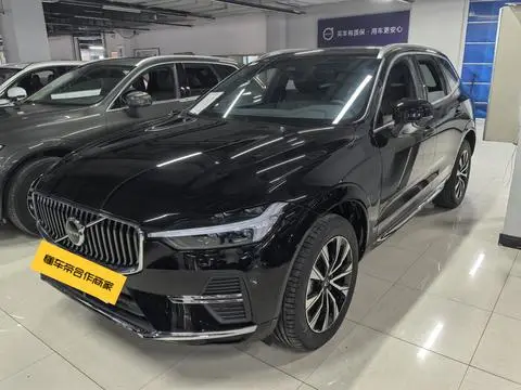 Volvo XC60 2025