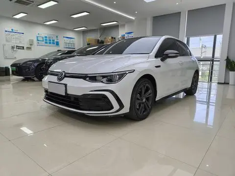 Volkswagen Golf 2023