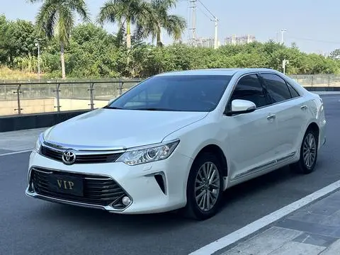 Toyota Camry 2016