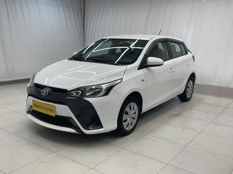 Toyota YARIS L 2016