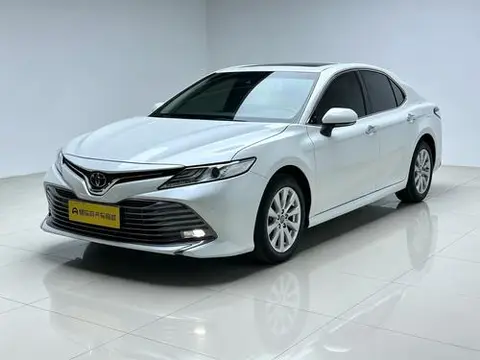 Toyota Camry 2019