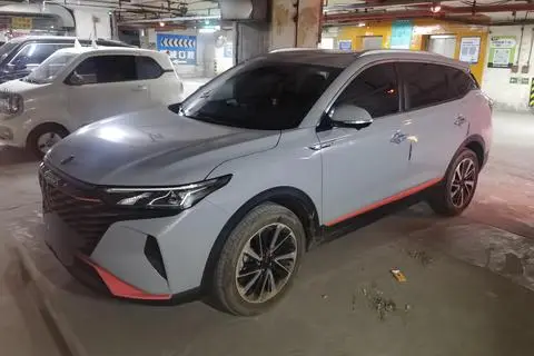 Dongfeng AX7 2022