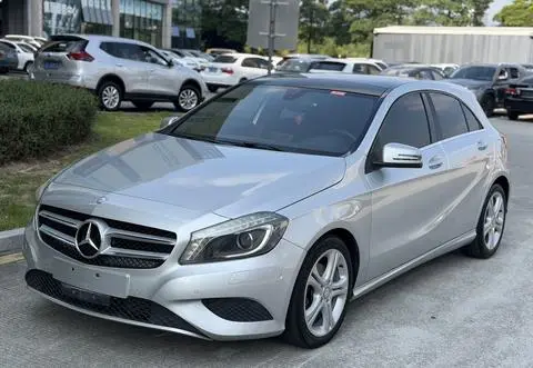 Mercedes-Benz A-Class 2013 — фото 1