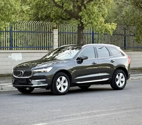 Volvo XC60 2022