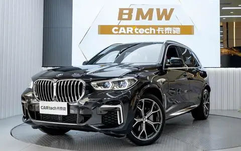 BMW X5 2022 — фото 1