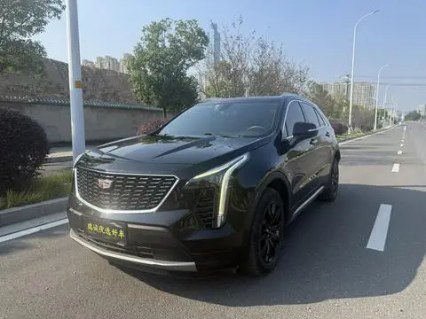 Cadillac XT4 2021 — фото 1