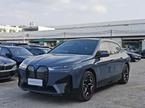 BMW iX 2022