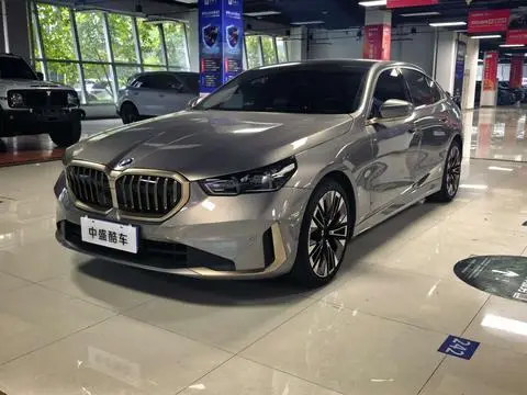 BMW 5 Series 2024