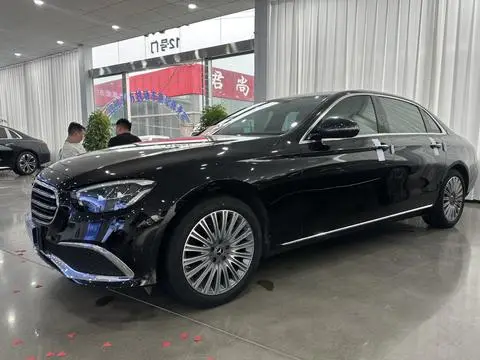 Mercedes-Benz E-Class 2023 — фото 1