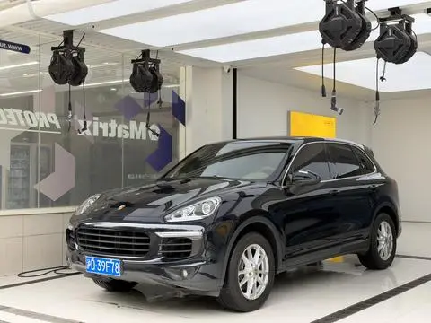 Porsche Cayenne 2016