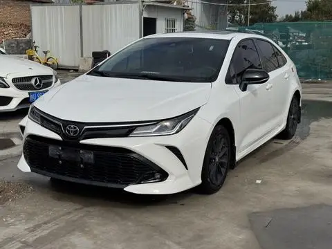 Toyota Corolla 2021 — фото 1