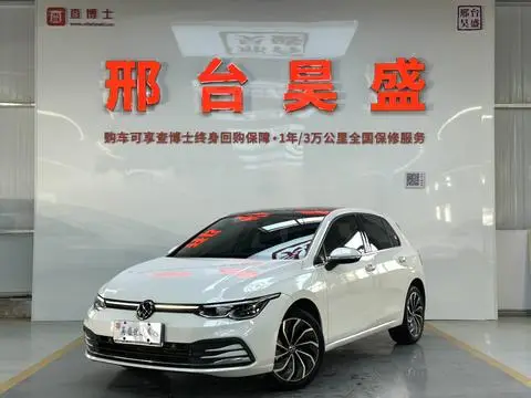 Volkswagen Golf 2024