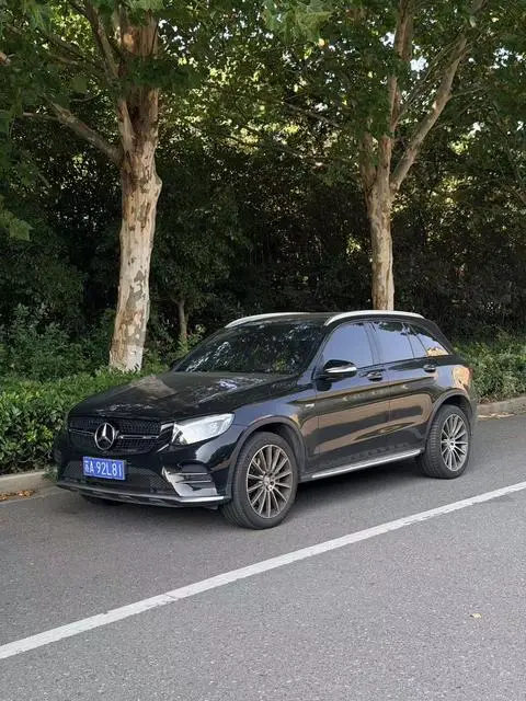 Mercedes-Benz GLC AMG 2017 — фото 1
